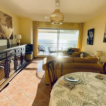 Appartement Superbe Avec Vue *